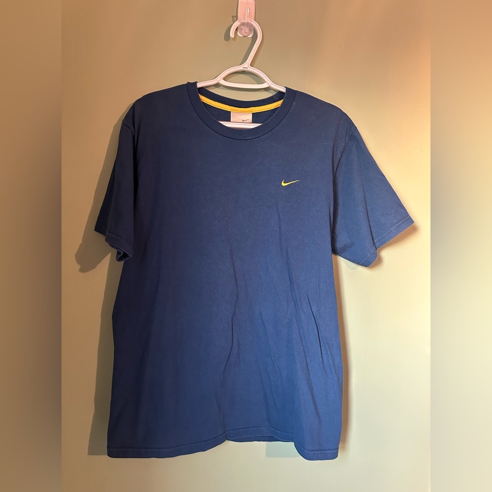 Y2K Nike Tee T Shirt Men’s Large Blue Yellow Swoosh Sportswear Casual Comfort